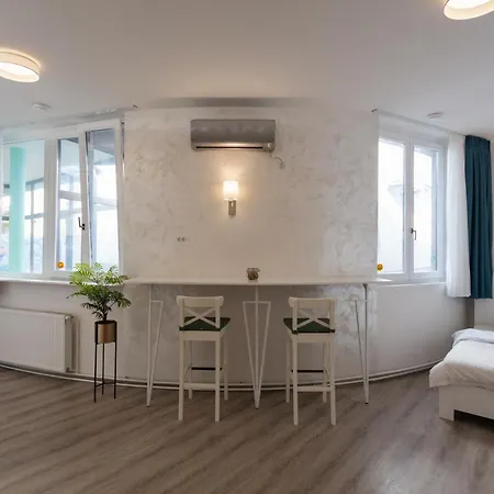 Fair * 贝尔格莱德